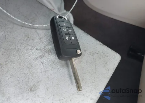 2015 Chevrolet Malibu 1Lz из США, поврежденный, VIN 1G11F5SL5FF194790